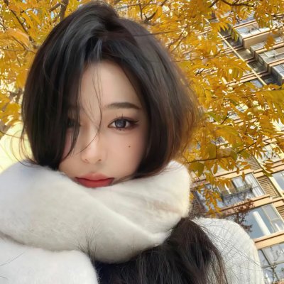 不动声色的柏田小姐与喜形于色的太田君